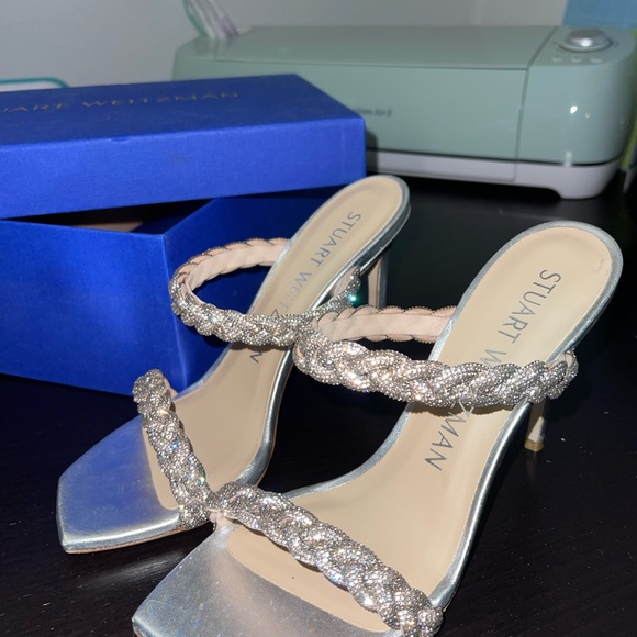 NEW Stuart Weitzman Addison Heels - Picture 4 of 8